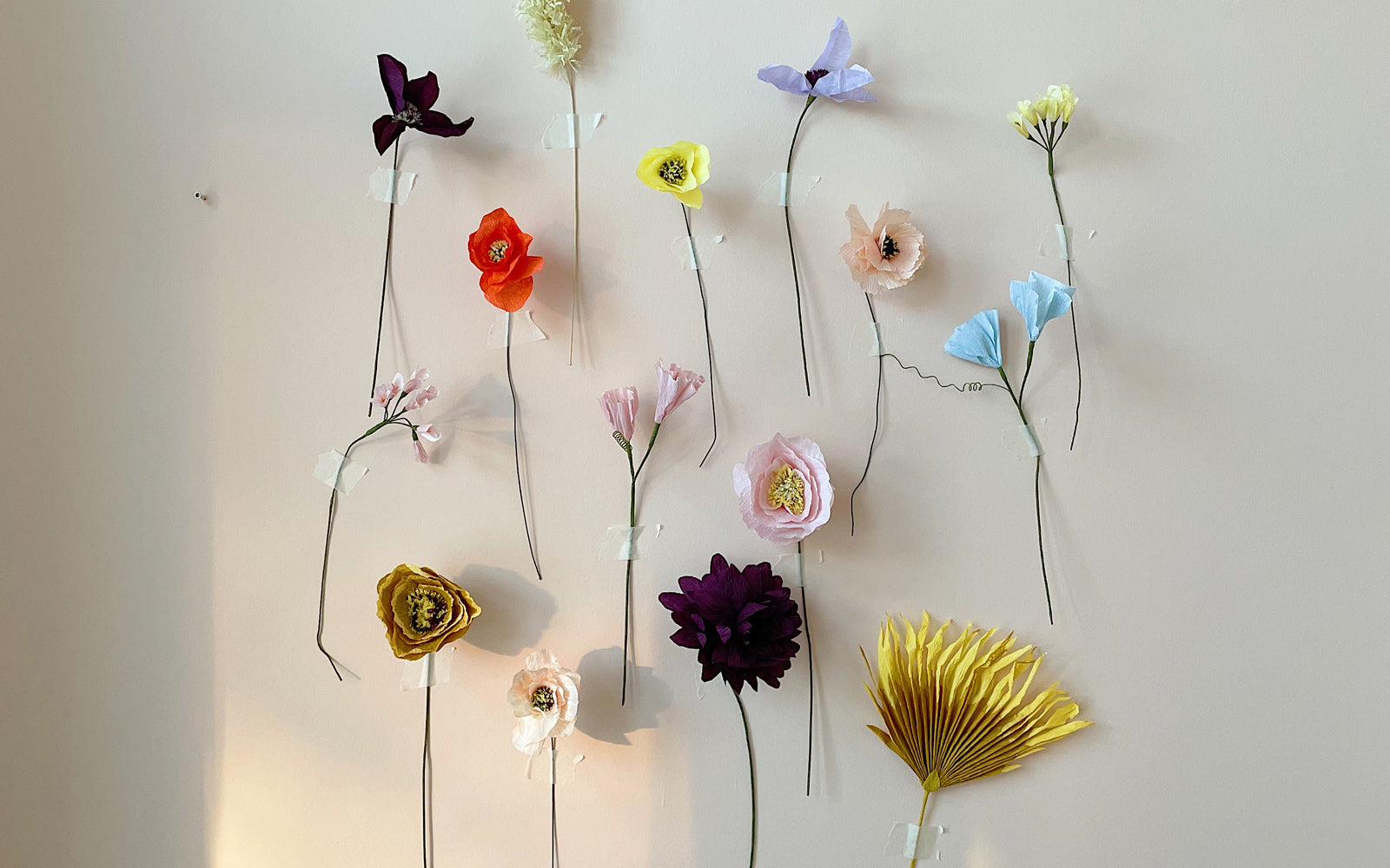 BLOMSTER BACKDROP TIL DIN FEST