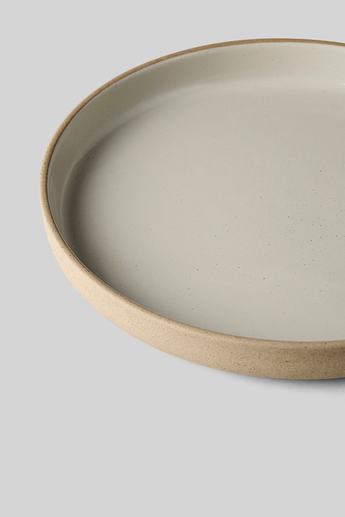 CLAYWARE, SERVING DISH, LARGE, LOW, CLAY SAND, GLAZE LIGHT GREY